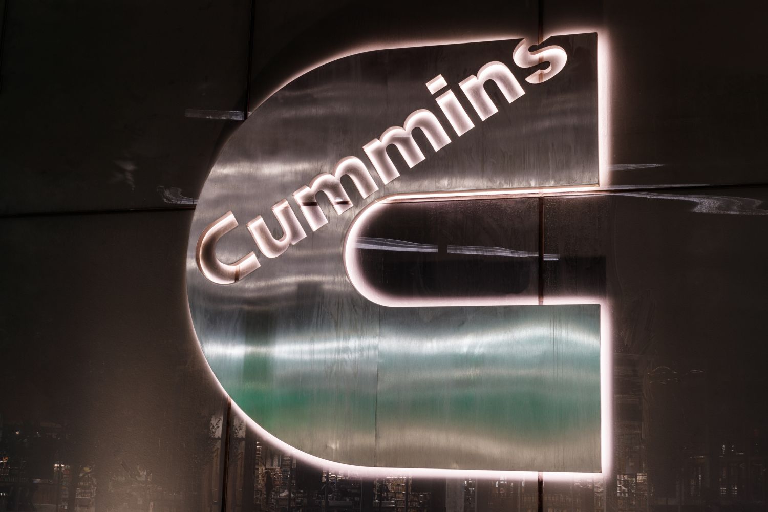 Seal the Deal: Two Precision Tools for Front Crankshaft Repairs on Cummins & Paccar Engines