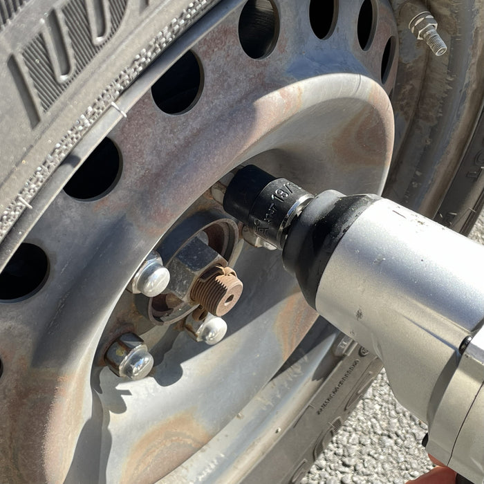 A147 - Emergency Lug Nut Remover Socket - 13/16" - 19mm - 20.5mm